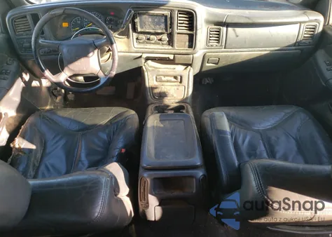 2001 GMC New Sierra C1500 из США, поврежденный, VIN 2GTEC19T811149861